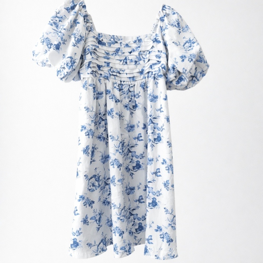 Cottagecore Blue White Vintage Floral Print Puff Sleeves Shirred Smocked Small